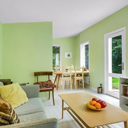 2 Bedroom Lovely In Dom wakacyjny *