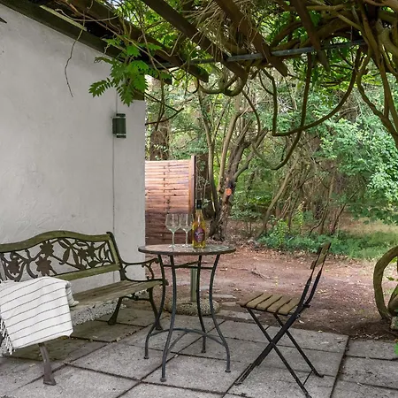 2 Bedroom Lovely In Holiday home *